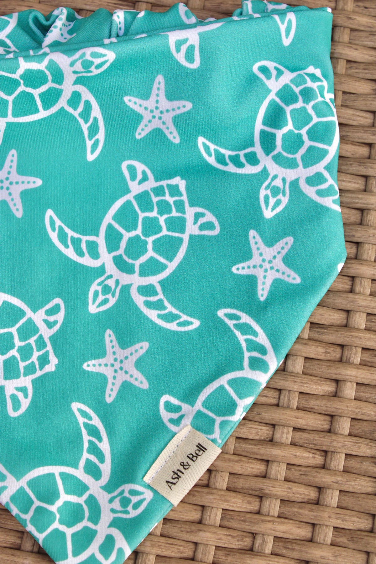 Scrunchie Water-Dana in Aqua Turtles